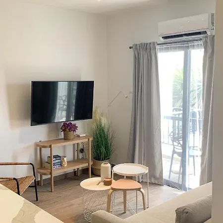 Paloma Living - Luxury Flat Margarita Gardens No.108 Apartamento Paphos